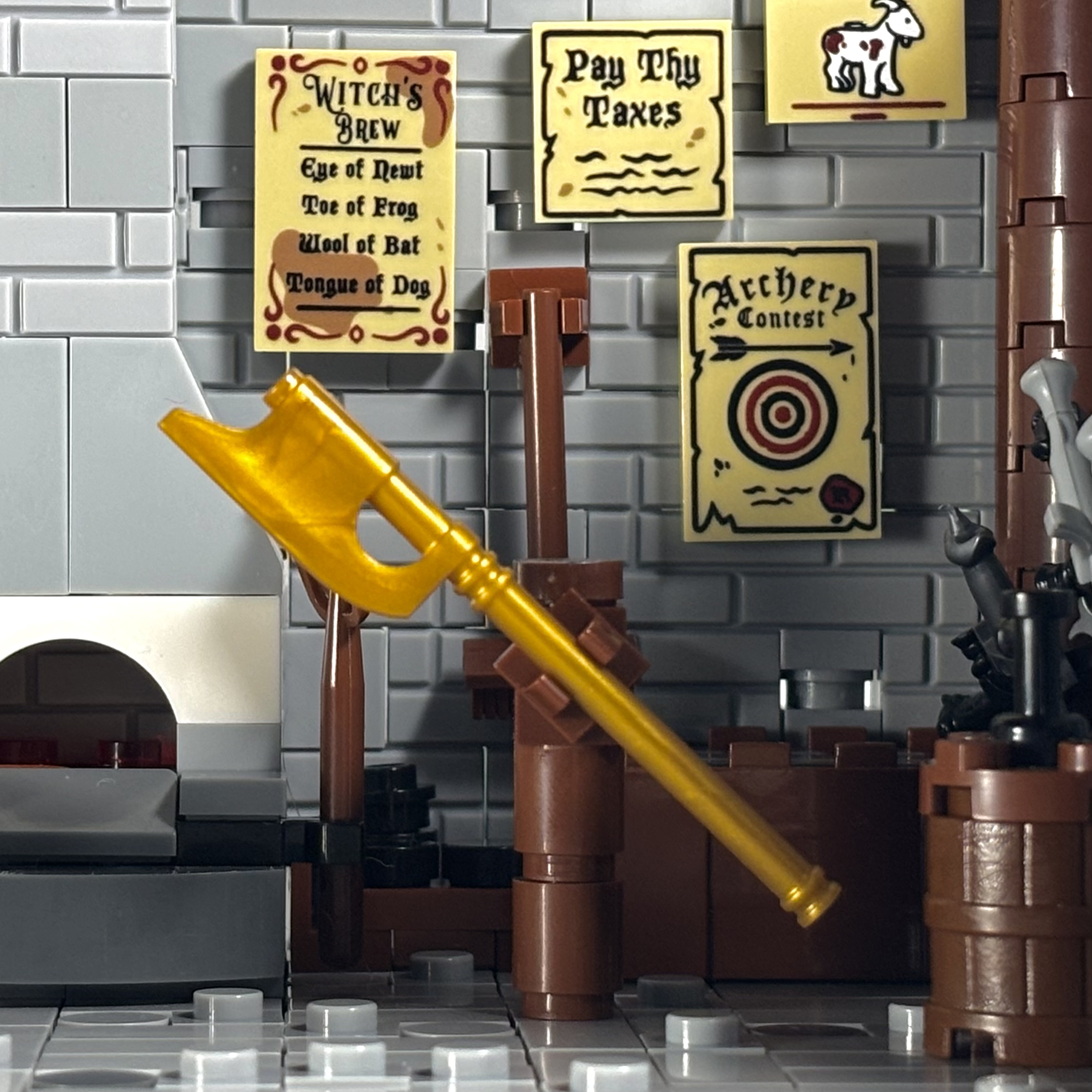 Golden War Axe